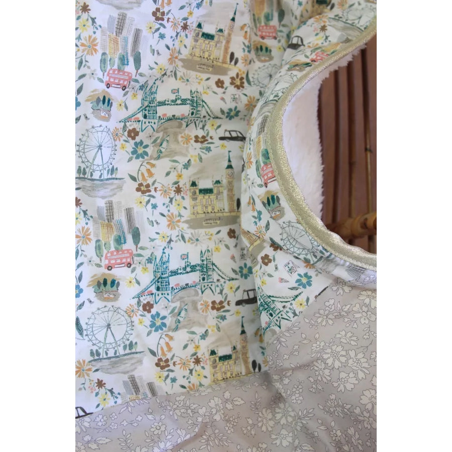 Barnabe aime le café Baby Blanket John 73 x 90 cm