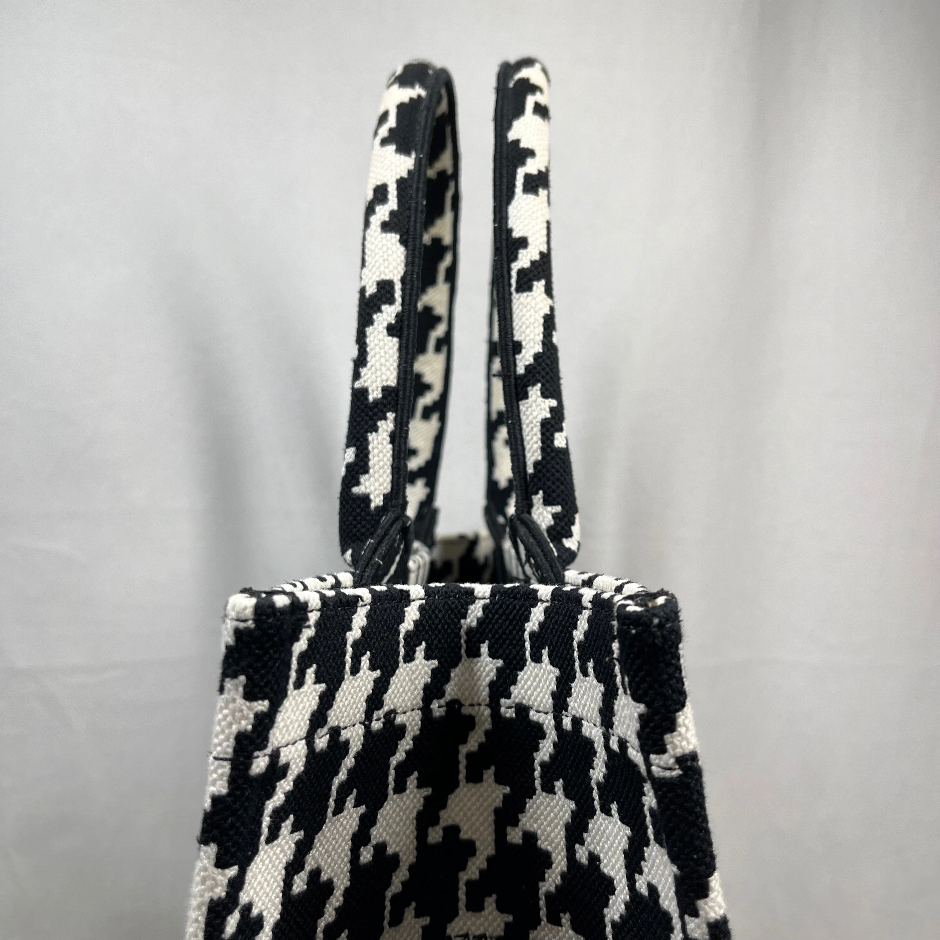 CHRISTIAN DIOR Macro Houndstooth Medium Book Tote
