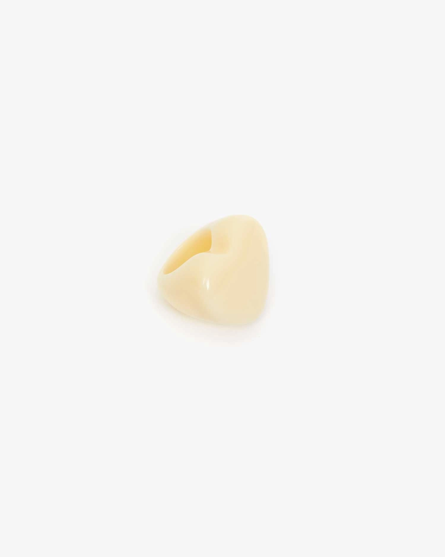 Grande Heart Ring