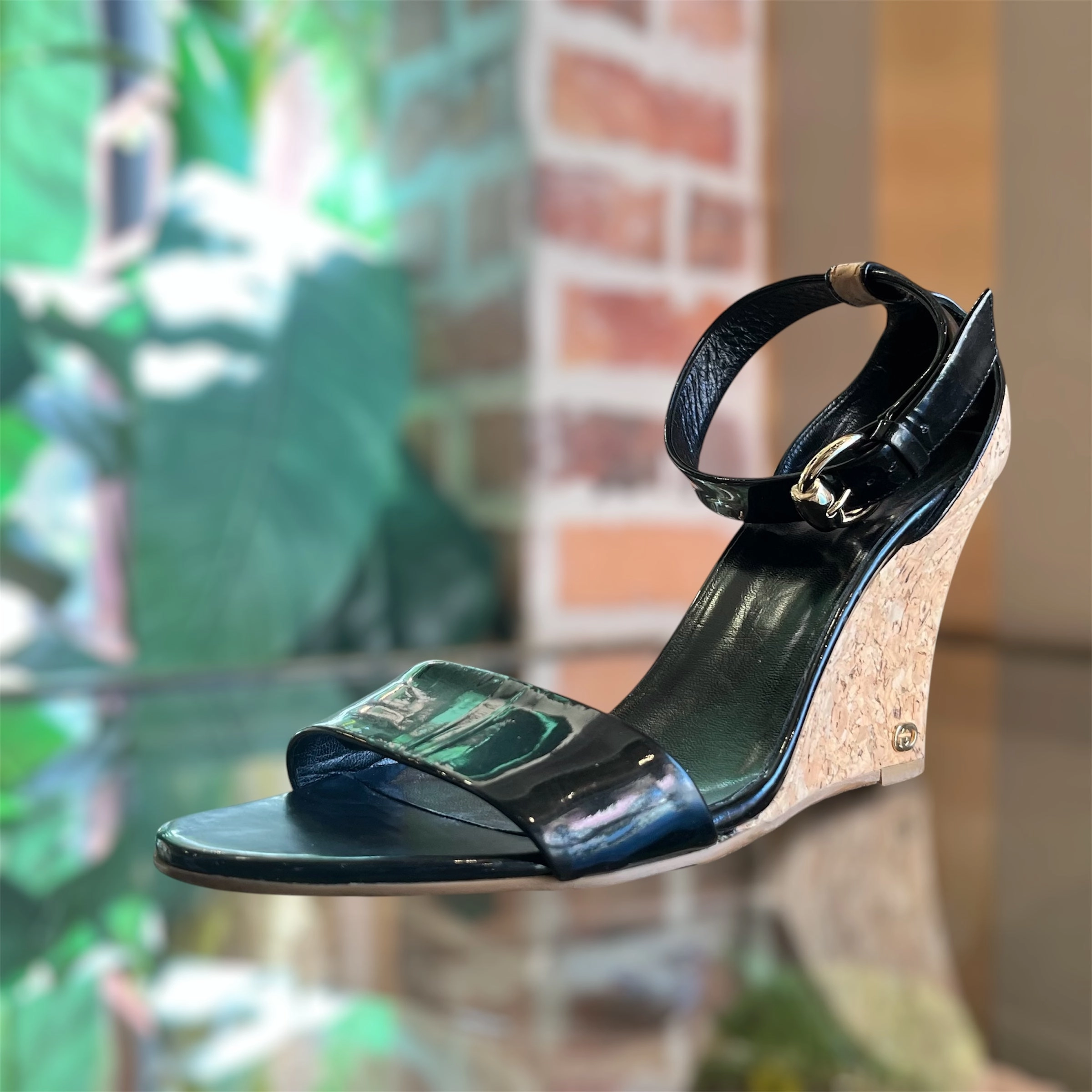 GUCCI Black Vitello Vernice Cork Ankle Strap Sandals Wedges SZ9B
