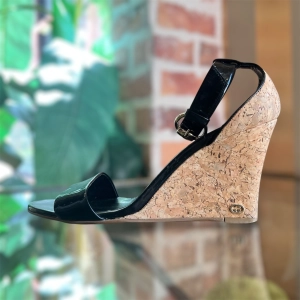 GUCCI Black Vitello Vernice Cork Ankle Strap Sandals Wedges SZ9B