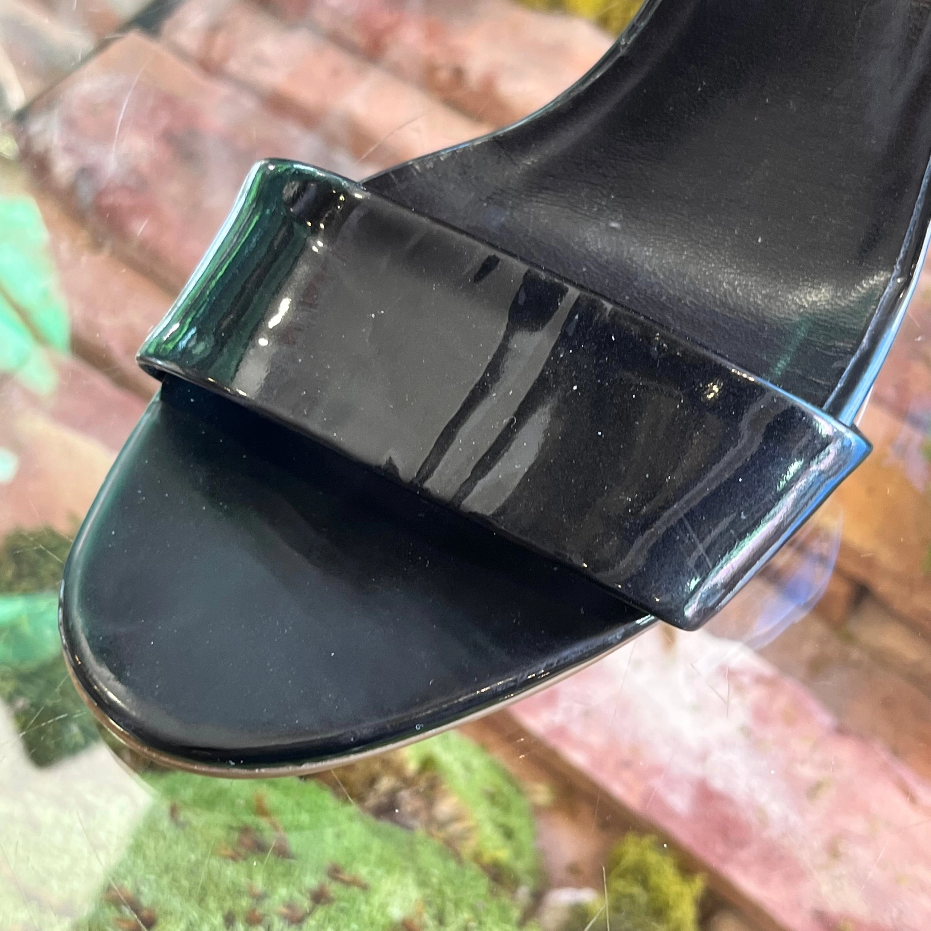 GUCCI Black Vitello Vernice Cork Ankle Strap Sandals Wedges SZ9B
