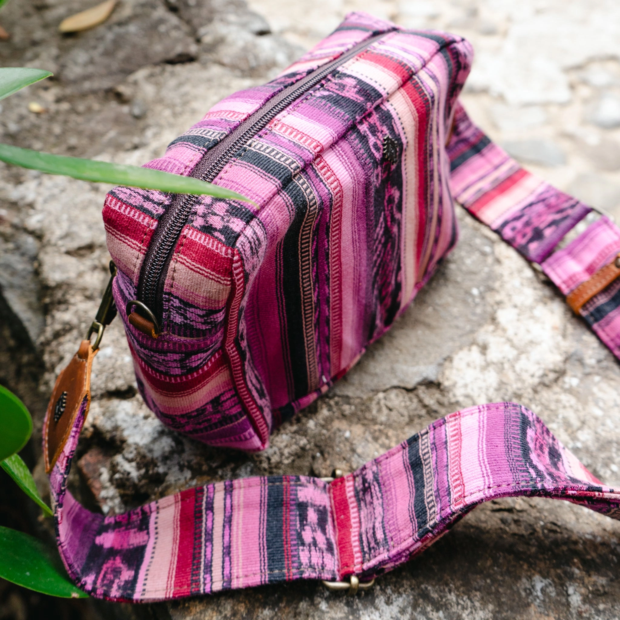 LARGE WANDER CROSSBODY BAG   STRAP SET - CORTE - CAFE - NO. 15777