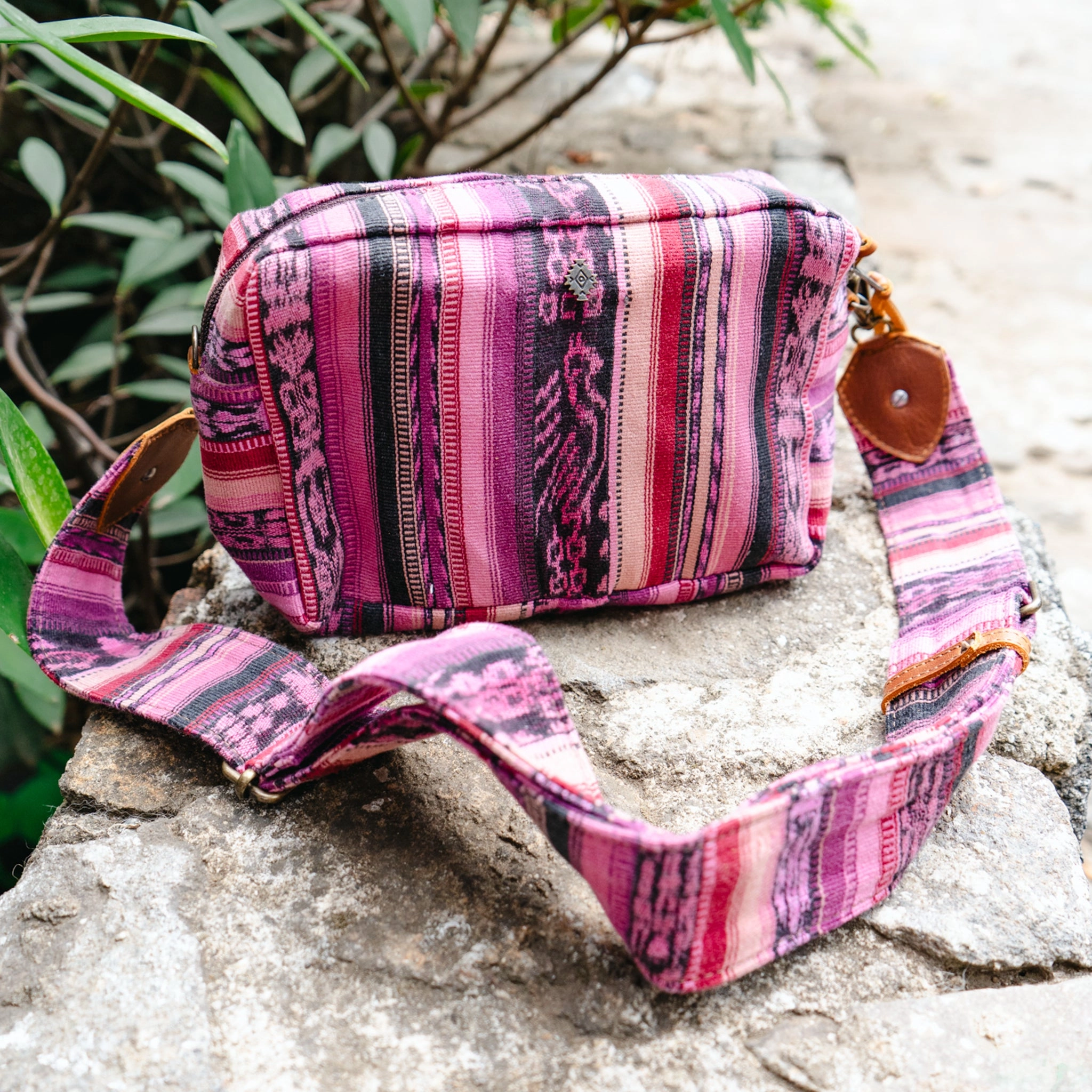 LARGE WANDER CROSSBODY BAG   STRAP SET - CORTE - CAFE - NO. 15777