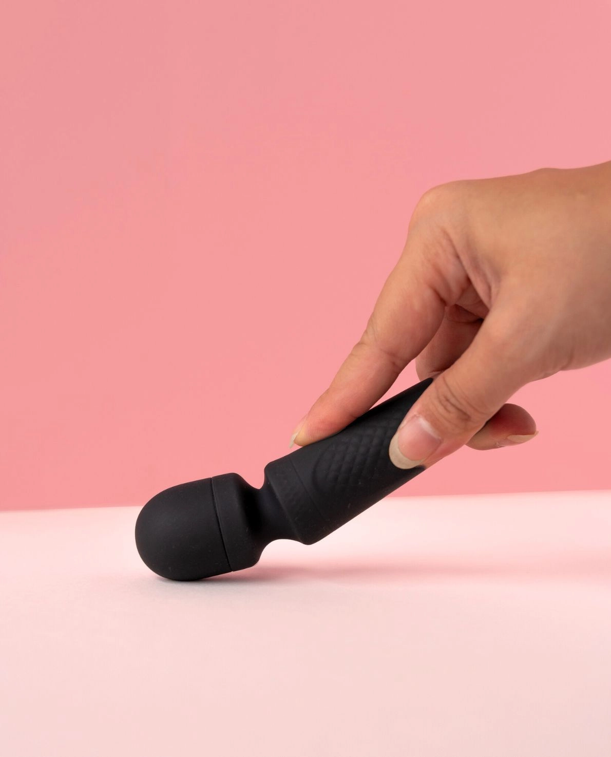 [PRE-ORDER] Hedonist Pixie Mini Wand Vibrator